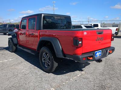 Used 2024 Jeep Gladiator - photo 1