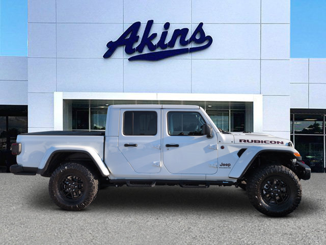 Used 2025 Jeep Gladiator - photo 1