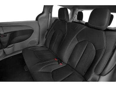 Used 2020 Chrysler Voyager - photo 1