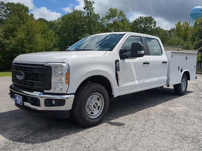 New 2025 Ford F-250 Crew Cab Royal 40-VO-98 8' 2" Service Truck for sale #SEC42808 - photo 1