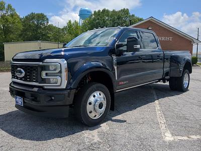 New 2025 Ford F-450 King Ranch Crew Cab 4WD DRW Pickup for sale #SEC73842 - photo 1
