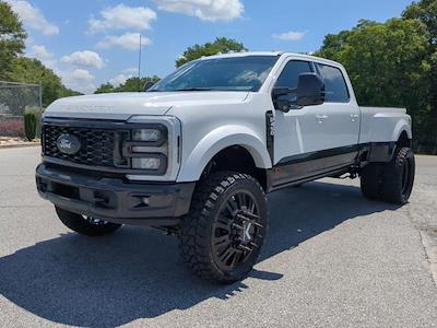 New 2025 Ford F-450 King Ranch Crew Cab 4WD DRW Pickup for sale #SEC82496 - photo 1