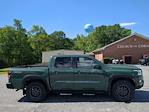 2022 Nissan Frontier Crew Cab 4WD Pickup for sale #TN634935 - photo 5