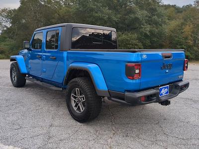 2021 Jeep Gladiator Crew Cab 4WD Pickup for sale #ZL576008 - photo 2