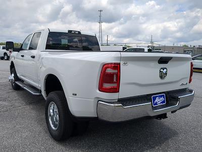 2024 Ram 3500 Crew Cab DRW 4WD, Pickup for sale #RG273479 - photo 2