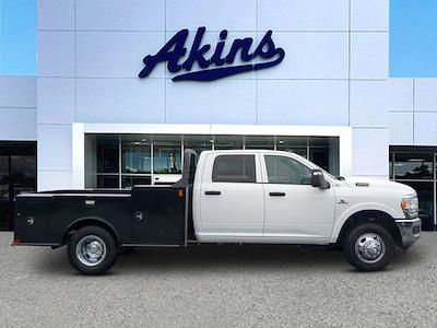 2024 Ram 3500 Crew Cab DRW 4WD, Cab Chassis for sale #RG324231 - photo 1