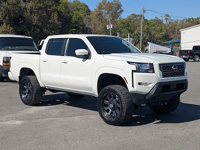 Used 2022 Nissan Frontier - photo 1