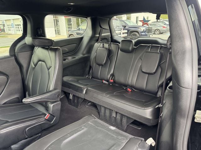 Used 2025 Chrysler Pacifica - photo 19