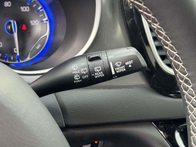 Used 2025 Chrysler Pacifica - photo 28