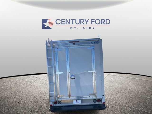 New 2026 Ford E-350 - photo 6