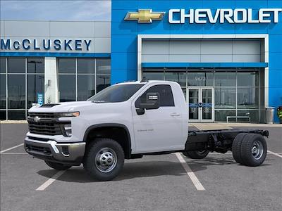 New 2025 Chevrolet Silverado 3500 Regular Cab Cab Chassis for sale #254607F - photo 2