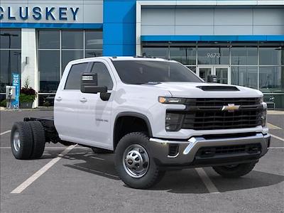 New 2025 Chevrolet Silverado 3500 - photo 1