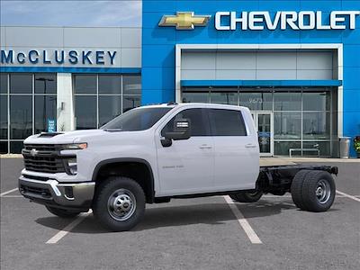 2026 Chevrolet Silverado 3500 Crew Cab 4WD Cab Chassis for sale #261611F - photo 2
