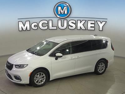 2023 Chrysler Pacifica FWD Minivan for sale #A62386HA - photo 1