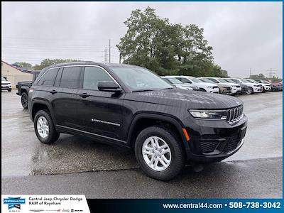 Used 2023 Jeep Grand Cherokee - photo 1