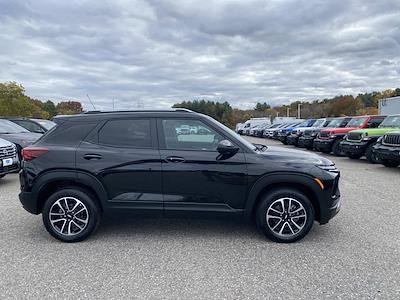 Used 2024 Chevrolet Trailblazer - photo 1