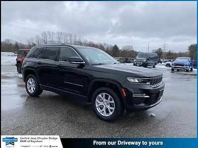 Used 2022 Jeep Grand Cherokee - photo 1