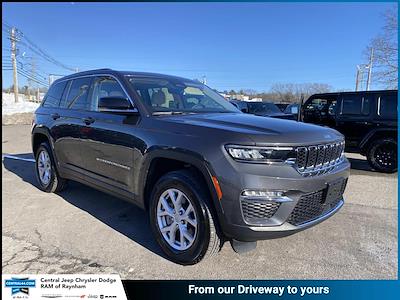 Used 2022 Jeep Grand Cherokee - photo 1