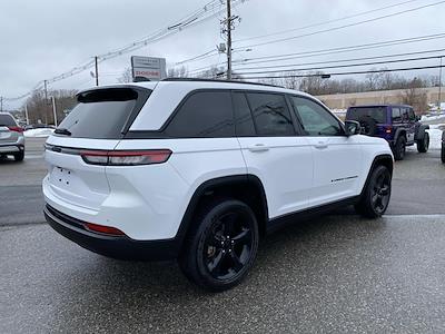 Used 2023 Jeep Grand Cherokee - photo 1