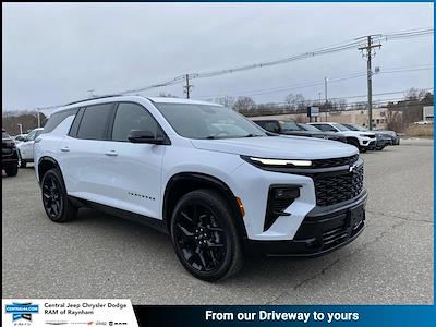 Used 2026 Chevrolet Traverse - photo 1