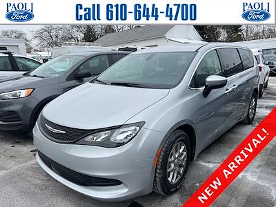 Used 2022 Chrysler Voyager - photo 1