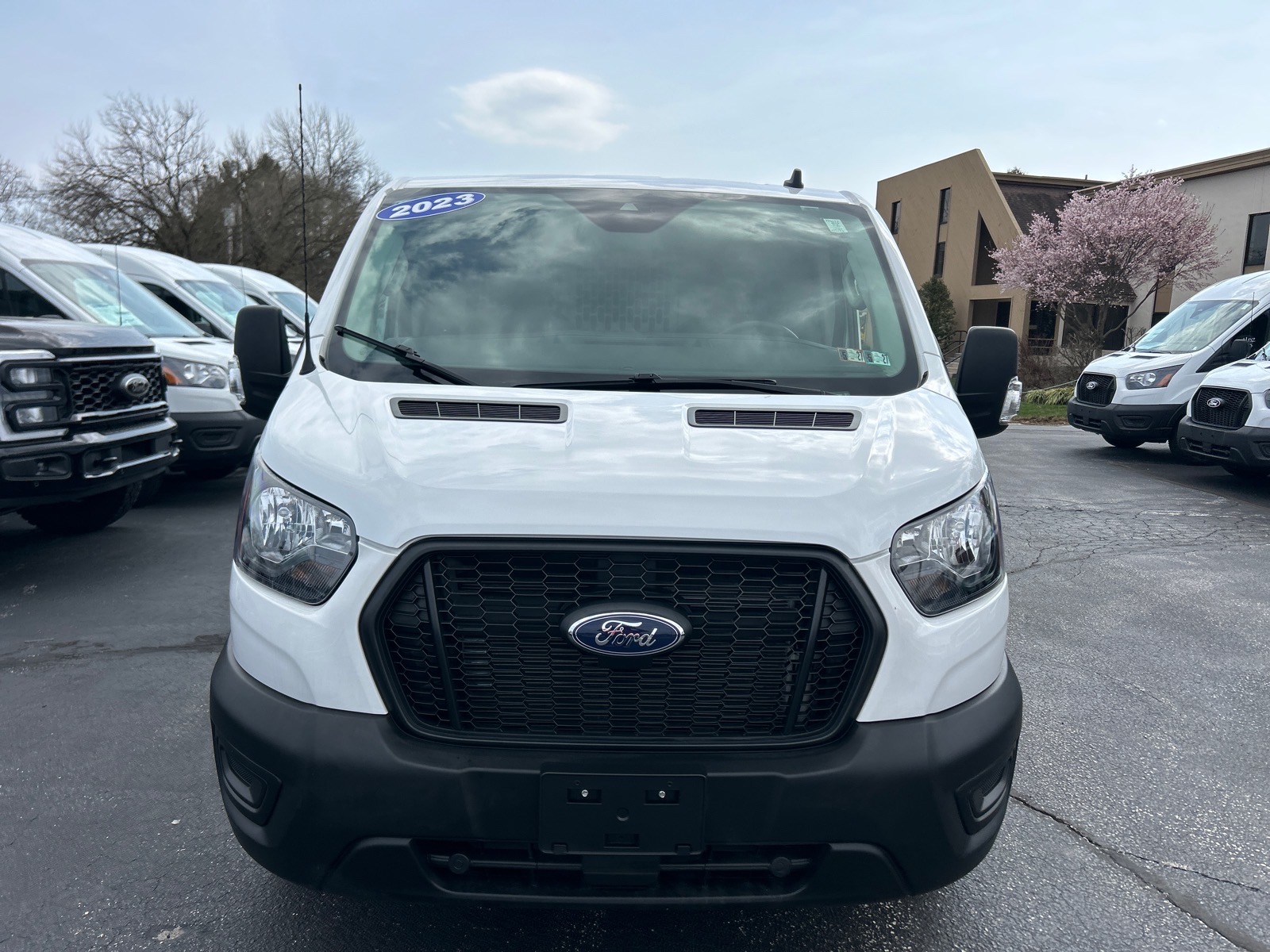Used 2023 Ford Transit 150 - photo 2
