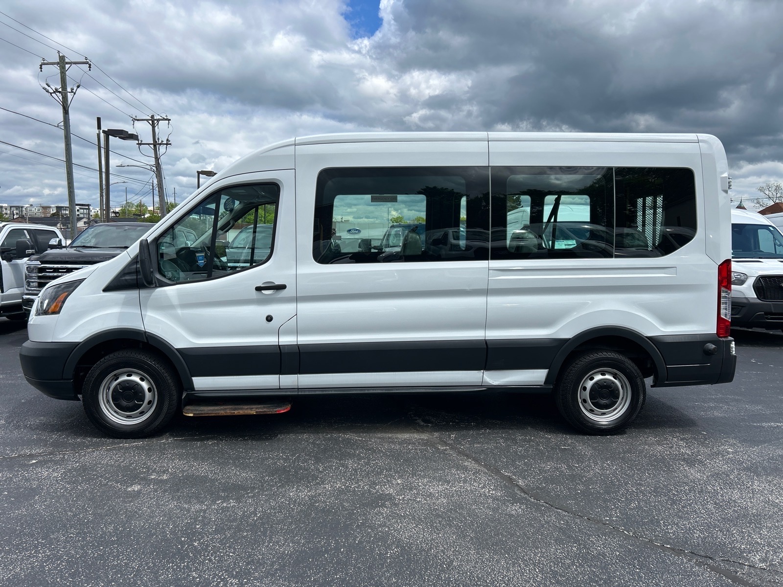 Used 2018 Ford Transit 250 - photo 22
