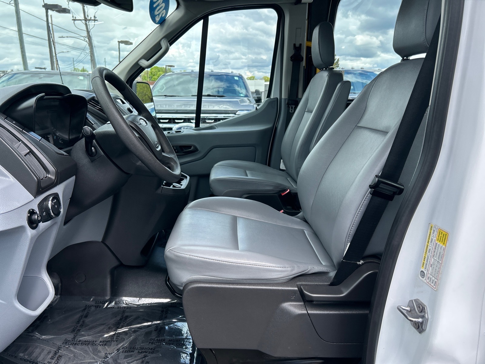 Used 2018 Ford Transit 250 - photo 24