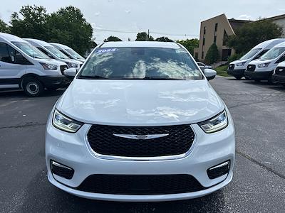 2023 Chrysler Pacifica FWD Minivan for sale #P26138 - photo 2