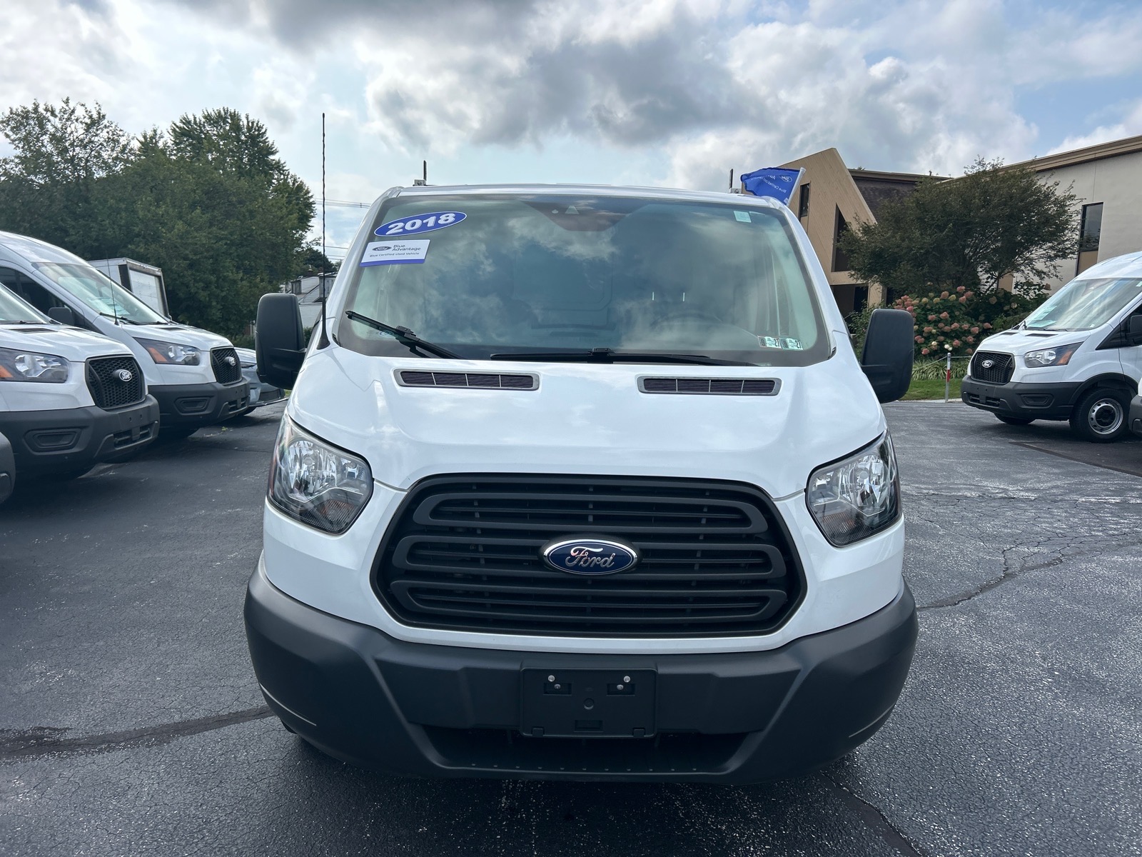 Used 2018 Ford Transit 150 - photo 2