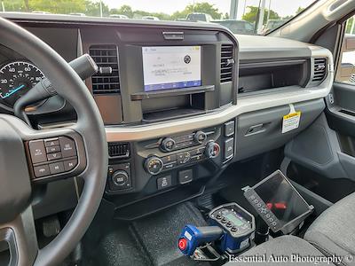 New 2025 Ford F-550 - photo 1