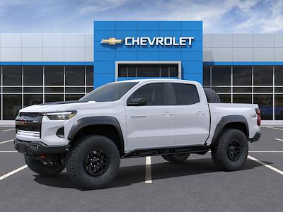 2024 Chevrolet Colorado Crew Cab 4WD Pickup for sale #M38324 - photo 2