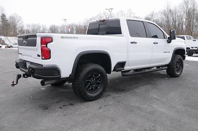 2025 Chevrolet Silverado 2500 Crew Cab 4x4 Pickup for sale #31217 - photo 2