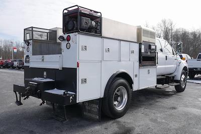 2010 Ford F-750 Crew Cab DRW 4x2 Service Truck for sale #31283A - photo 2