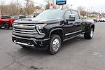 2025 Chevrolet Silverado 3500 Crew Cab 4x4 Pickup for sale #31657 - photo 24