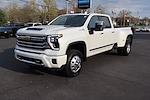 2025 Chevrolet Silverado 3500 Crew Cab 4x4 Pickup for sale #31681 - photo 24