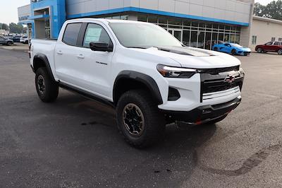 New 2025 Chevrolet Colorado ZR2 Crew Cab 4x4 Pickup for sale #31897 - photo 2