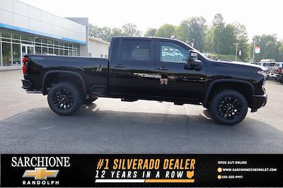 2025 Chevrolet Silverado 2500 Crew Cab 4x4 Pickup for sale #32002 - photo 1