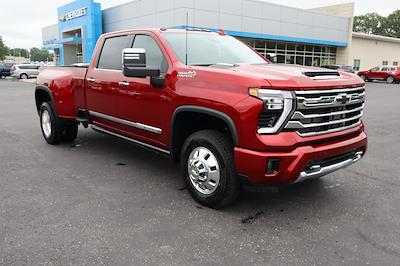New 2025 Chevrolet Silverado 3500 High Country Crew Cab 4x4 Pickup for sale #32083 - photo 2