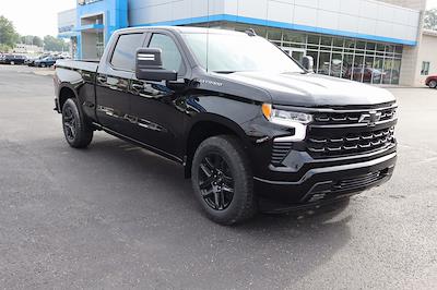 2025 Chevrolet Silverado 1500 Crew Cab 4x4 Pickup for sale #32102 - photo 2