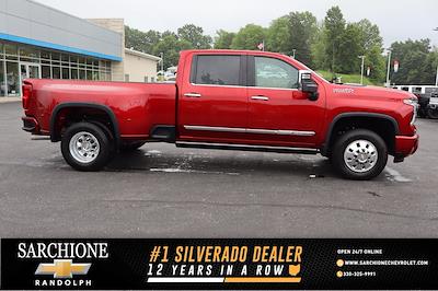 2025 Chevrolet Silverado 3500 Crew Cab 4x4 Pickup for sale #32114 - photo 1