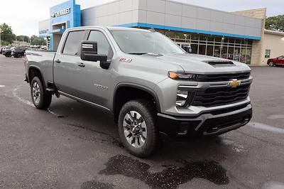New 2025 Chevrolet Silverado 2500 Custom Crew Cab 4x4 Pickup for sale #32121 - photo 2