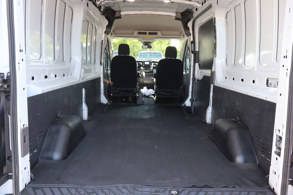 Used 2020 Ford Transit 250 - photo 5