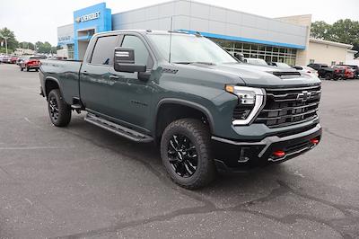New 2025 Chevrolet Silverado 3500 LT Crew Cab 4x4 Pickup for sale #32168 - photo 2