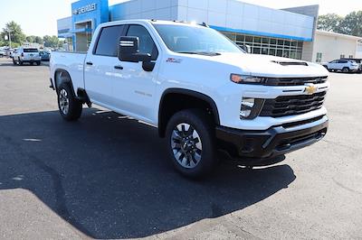 New 2025 Chevrolet Silverado 2500 Custom Crew Cab 4x4 Pickup for sale #32190 - photo 2