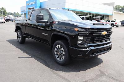 2025 Chevrolet Silverado 2500 Crew Cab 4x4 Pickup for sale #32224 - photo 2