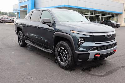 New 2026 Chevrolet Silverado EV Trail Boss Crew Cab AWD Pickup for sale #32245 - photo 2