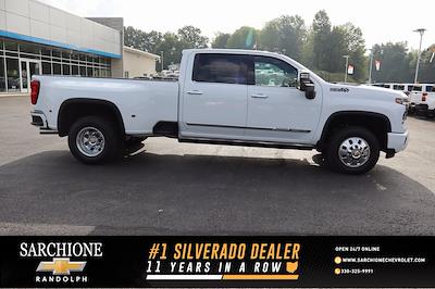 New 2025 Chevrolet Silverado 3500 High Country Crew Cab 4x4 Pickup for sale #32358 - photo 1