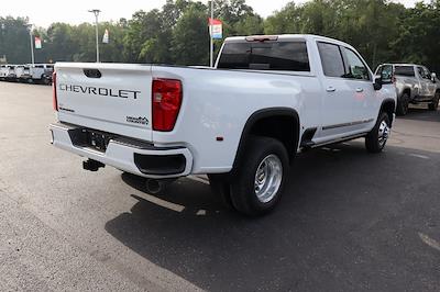 New 2025 Chevrolet Silverado 3500 High Country Crew Cab 4x4 Pickup for sale #32358 - photo 2