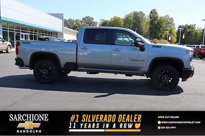 2025 Chevrolet Silverado 2500 Crew Cab 4x4 Pickup for sale #32444 - photo 1